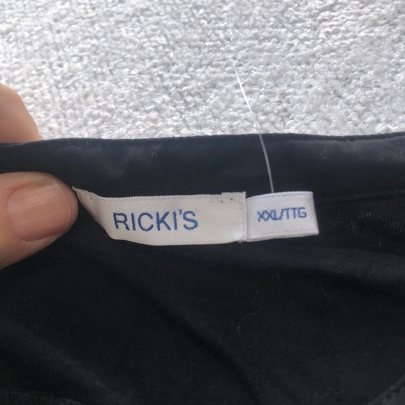 Ricki’s xxl multicoloured sleeveless top, , crisscross front, black back - Picture 3 of 6